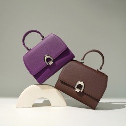 Fashionable small square bag M-7811